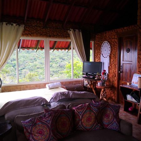 Mandalas Ecolodge Ecotourism Cerro Azul Exterior photo