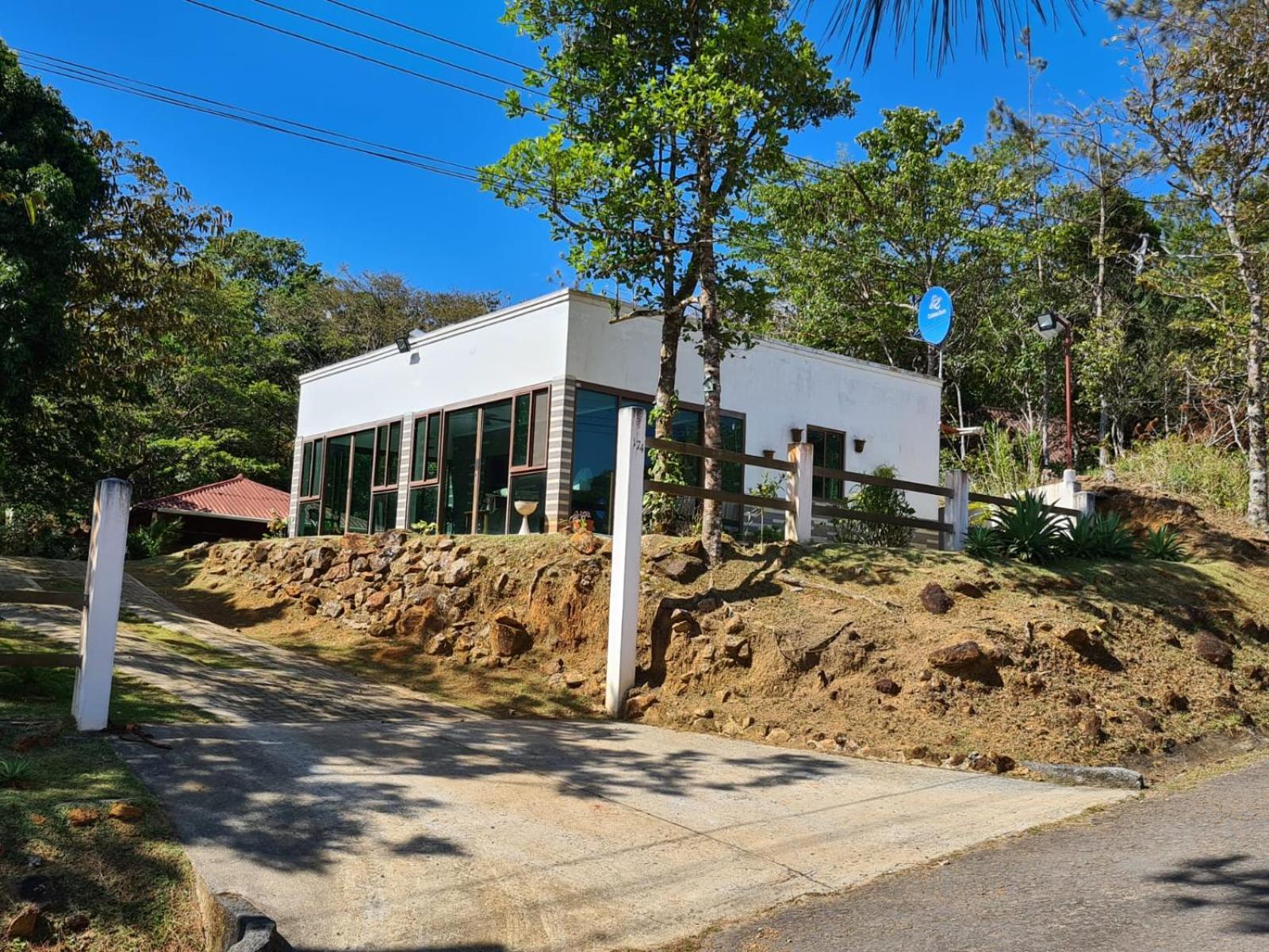 Mandalas Ecolodge Ecotourism Cerro Azul Exterior photo