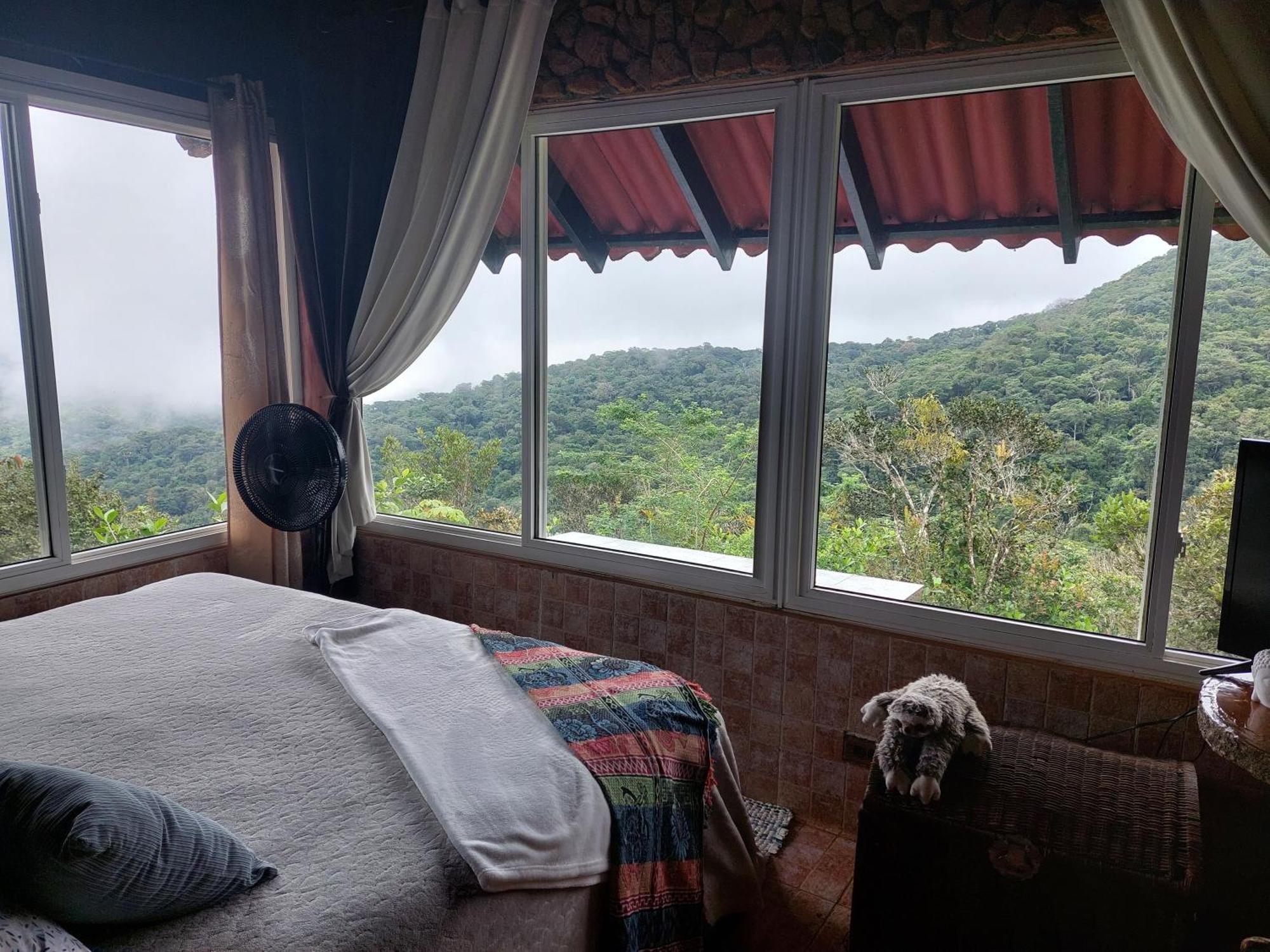 Mandalas Ecolodge Ecotourism Cerro Azul Room photo